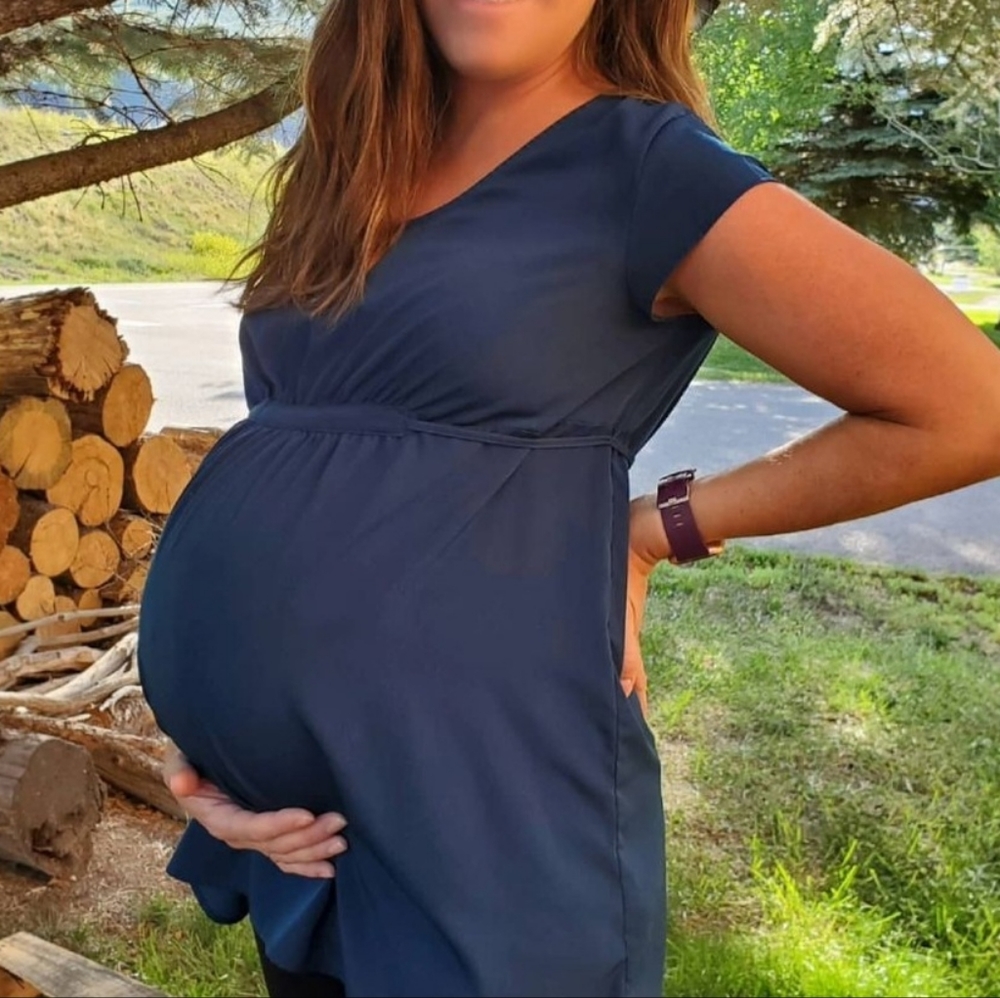 Liz Lange - unique blue maternity top